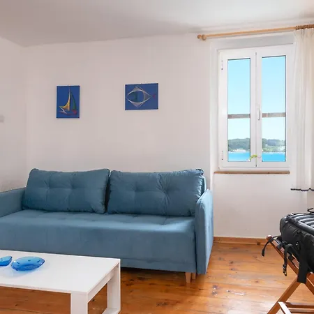 The Svalba Sea View
